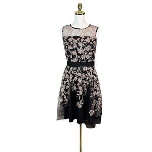 Woman’s J. Taylor elegant floral mesh sleeveless cocktail dress size 6